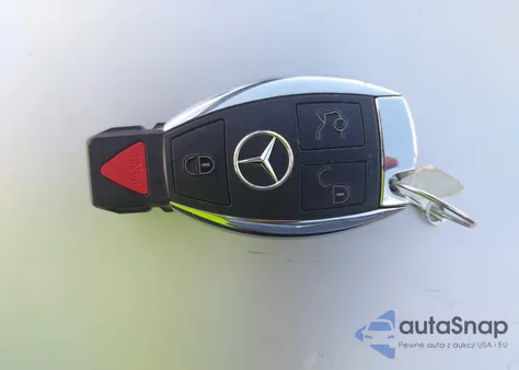 2018 Mercedes-Benz Glc 300 z USA, uszkodzony, nr VIN WDC0G4JB3JV028621